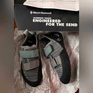 BRAND NEW IN BOX climbing shoes